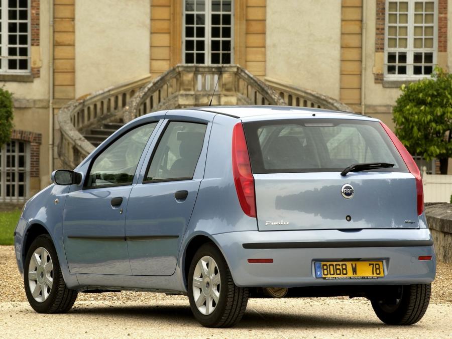  Fiat Punto 5-Door (188) 2003 года  (фото 26 из 36)
